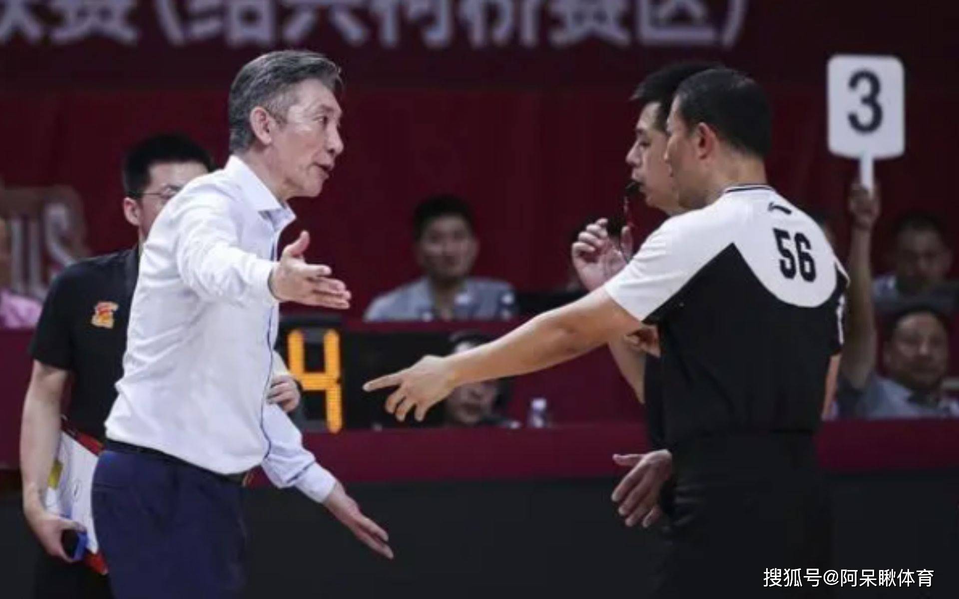深圳男篮在场上实力出众