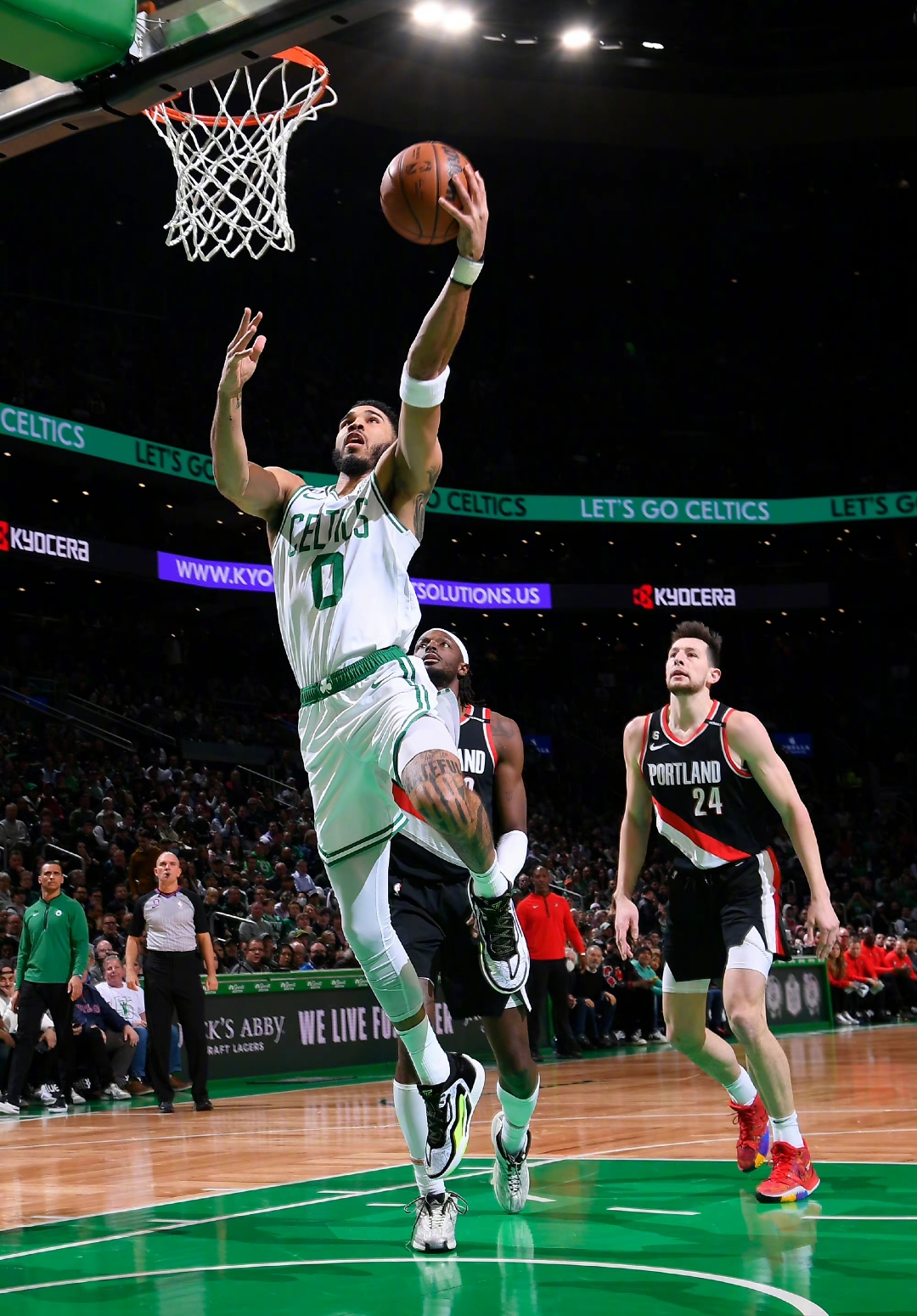 关于开拓者再战队史最佳战绩，士气大振的信息