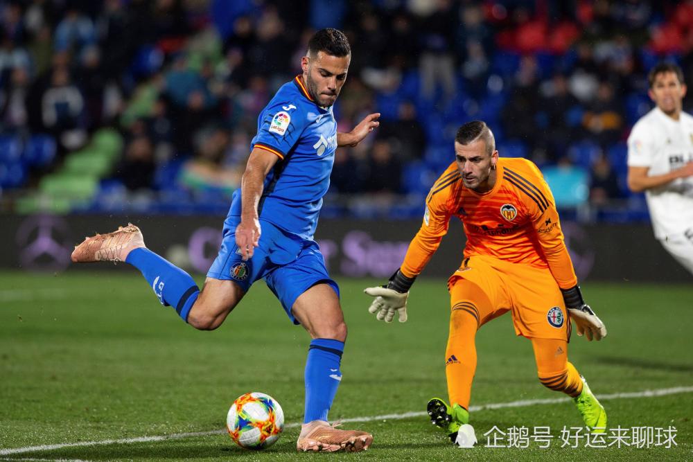 埃瓦尔遭遇惨败,球队降级压力大增 埃瓦尔遭遇惨败,球队降级压力大增