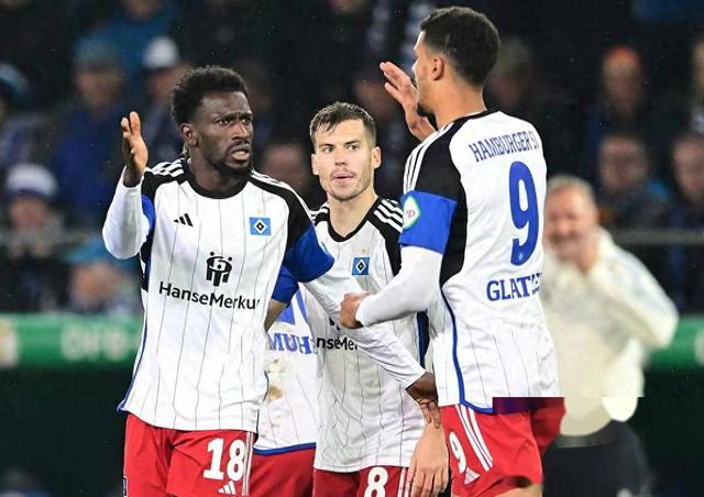 包含汉堡球队实现两连胜，朝着成功迈进的词条